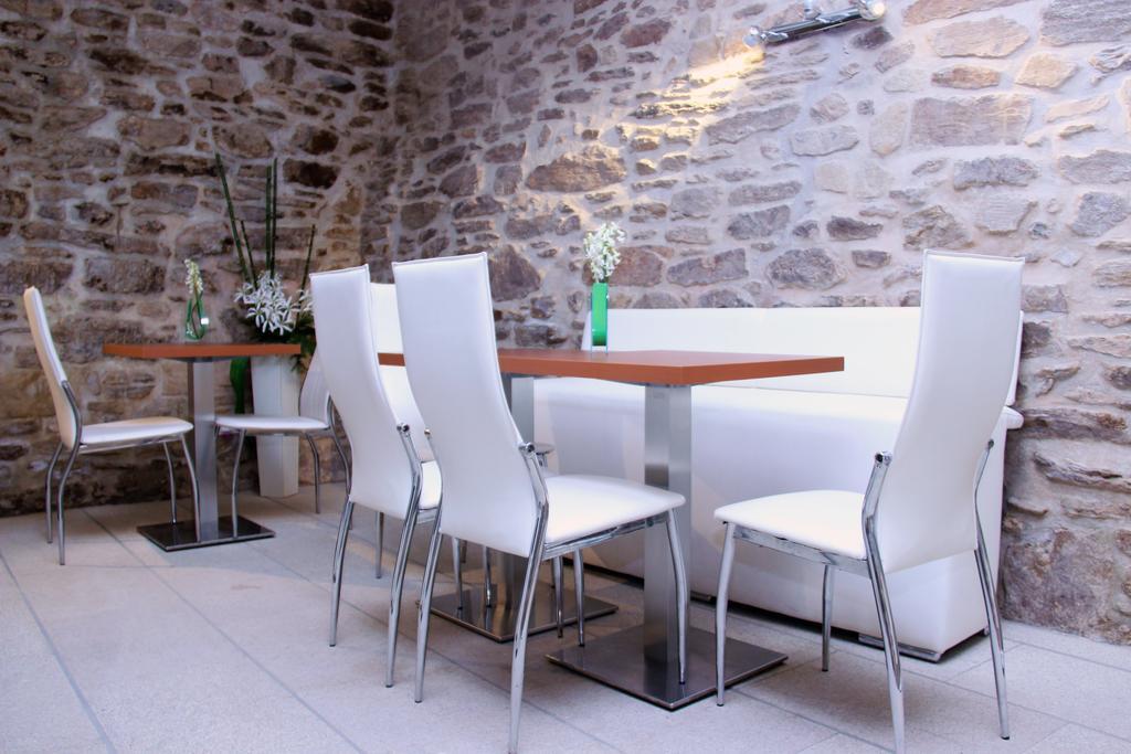 Hotel Montenegro Compostela Santiago de Compostela Dış mekan fotoğraf