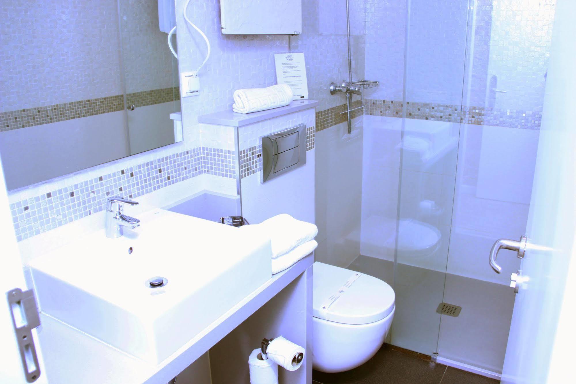 Hotel Montenegro Compostela Santiago de Compostela Dış mekan fotoğraf